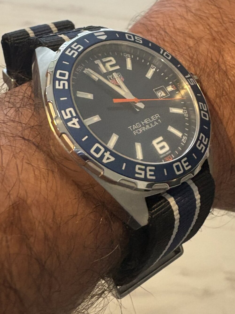 TAG Heuer Formula 1 Quartz Watch - Picture 5 of 12